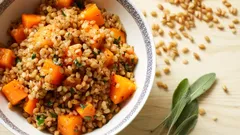 Il cereale più importante per le donne: contiene collagene e ringiovanisce l’organismo